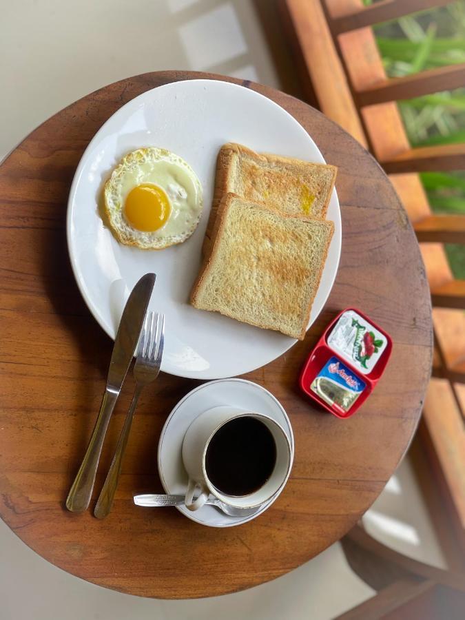 Mertha Sari Resto & Bungalow Klungkung ภายนอก รูปภาพ