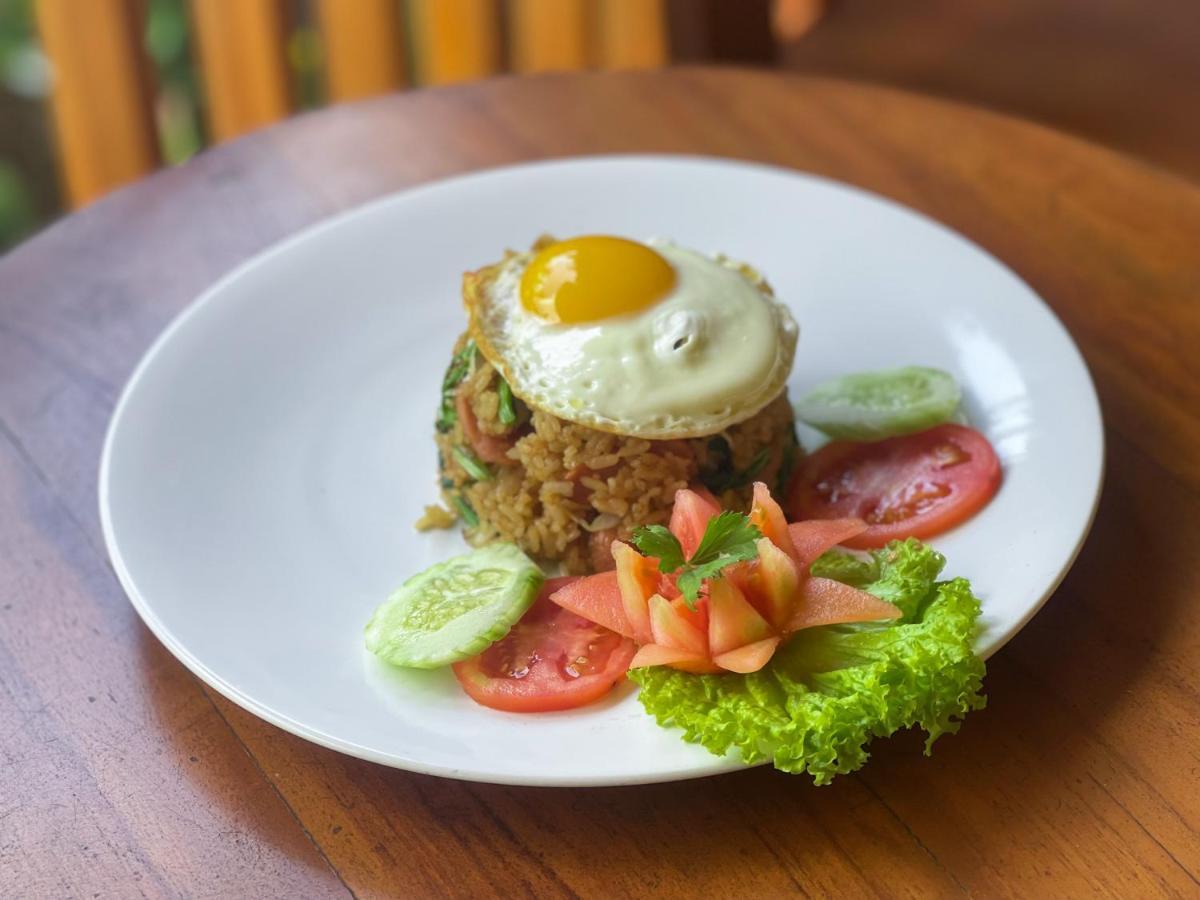 Mertha Sari Resto & Bungalow Klungkung ภายนอก รูปภาพ