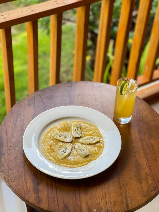 Mertha Sari Resto & Bungalow Klungkung ภายนอก รูปภาพ