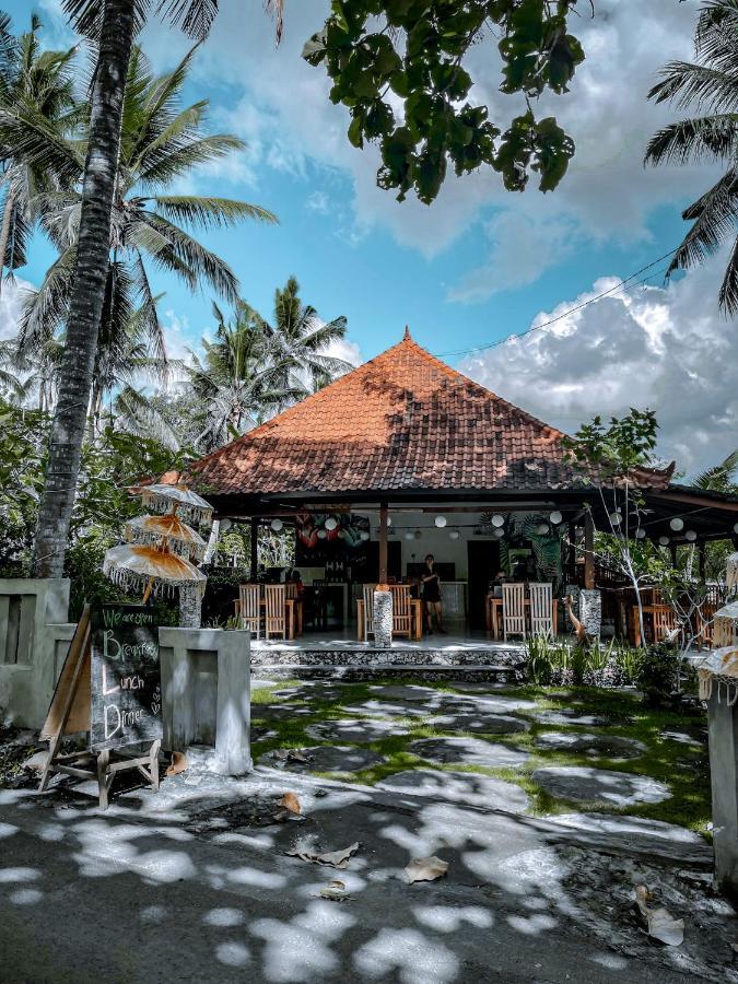 Mertha Sari Resto & Bungalow Klungkung ภายนอก รูปภาพ